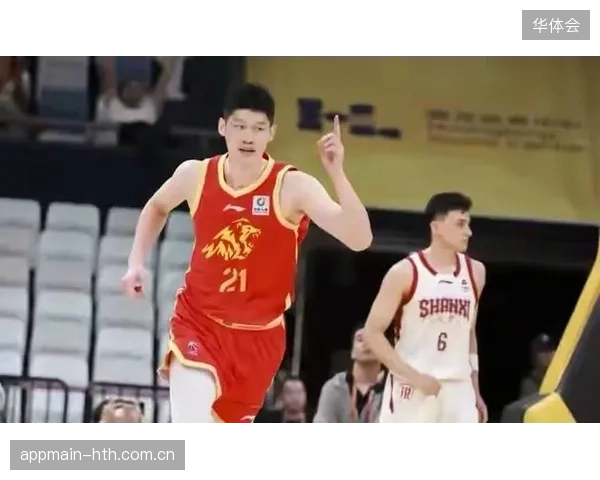 胡金秋延续高效个人表现,他与孙铭徽的挡拆配合仍是广厦进攻利器 胡金秋延续高效个人表现,他与孙铭徽的挡拆配合仍是广厦进攻利器